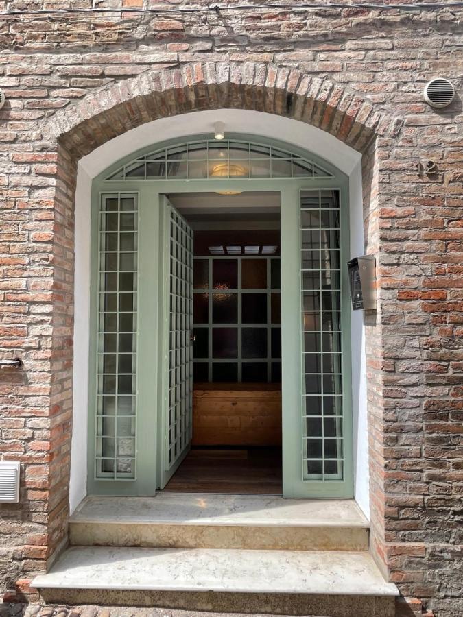 Estense 12 Appartamento In Centro Citta Ferrara Buitenkant foto